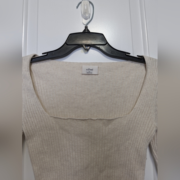 2 Wilfred Sweaters XS - Picture 11 of 11